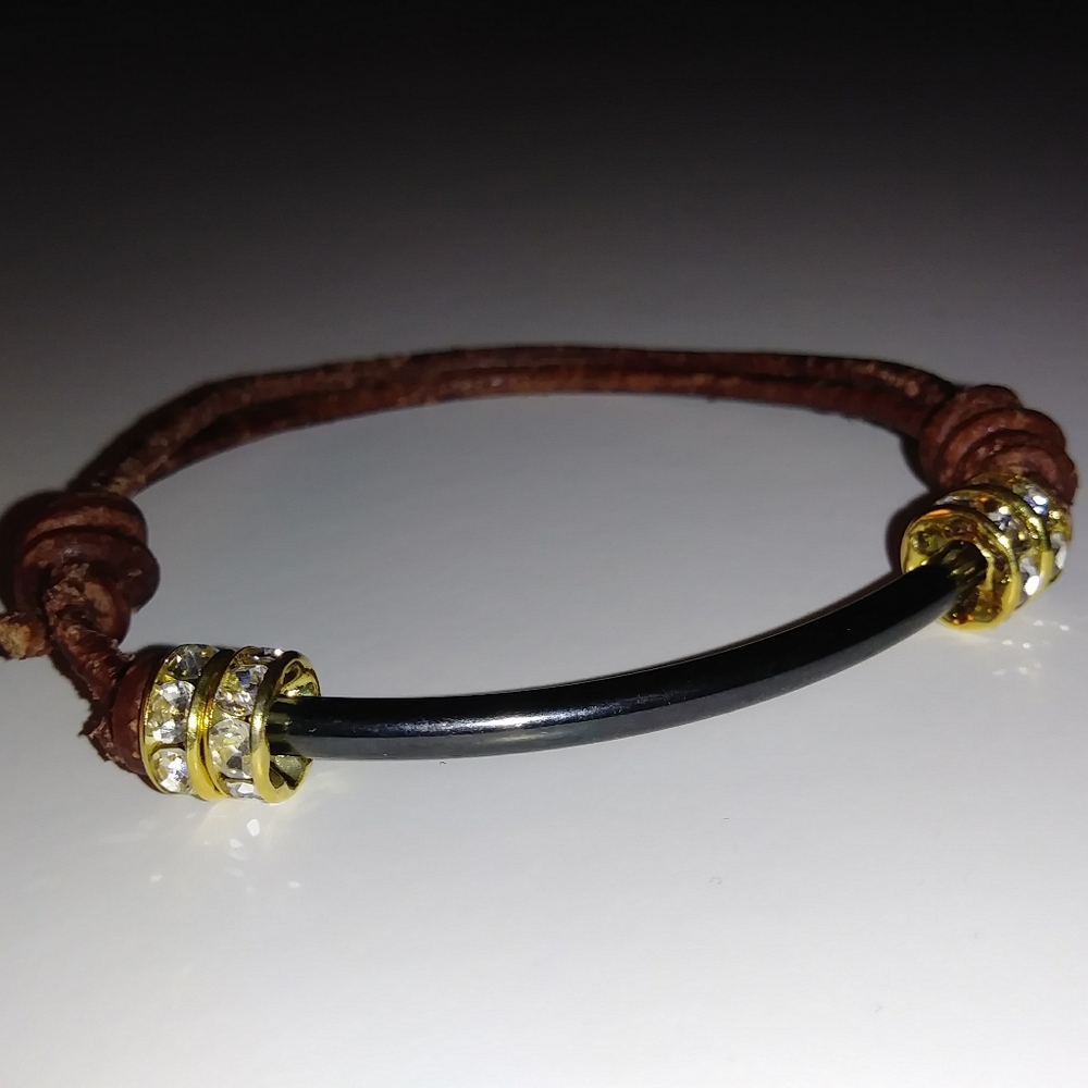 🆕YIN YANG Leather Bracelet NWOT